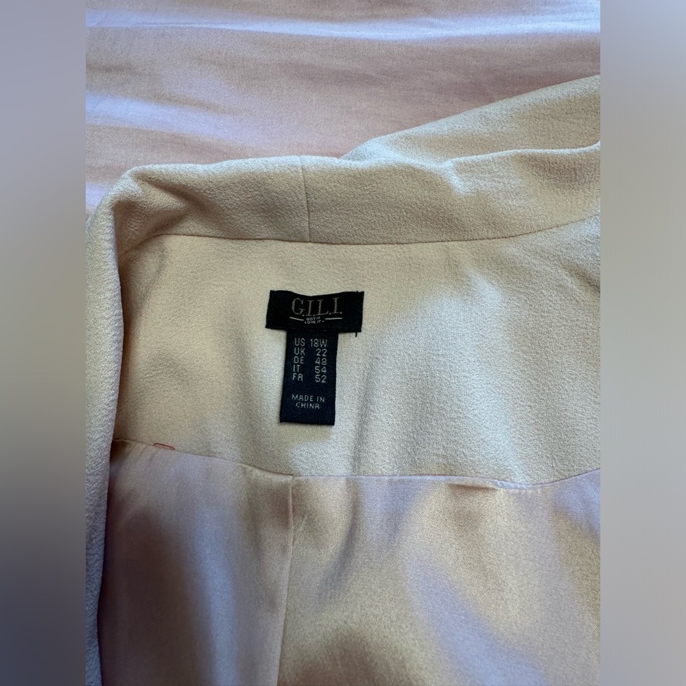 Peach Blazer | size 18 - Picture 3 of 3